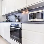 Amber - Luxury Two Bedroom