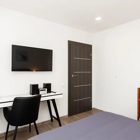 Amber - Luxury Two Bedroom Palanga