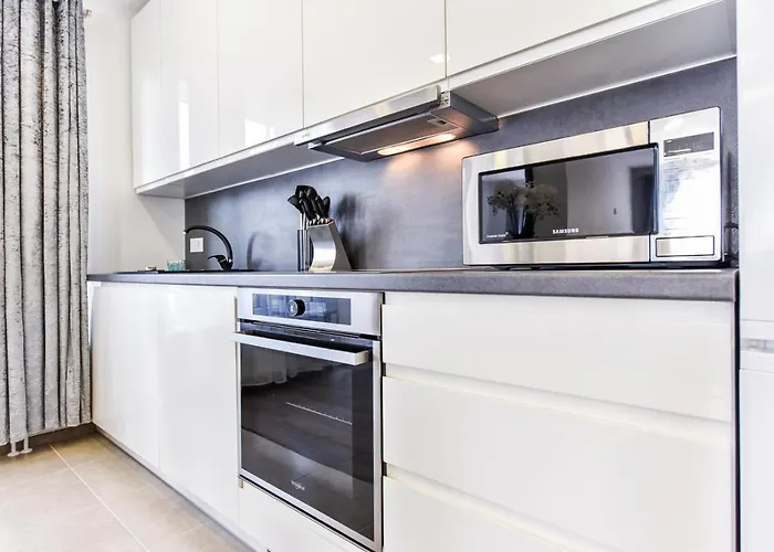 Amber - Luxury Two Bedroom